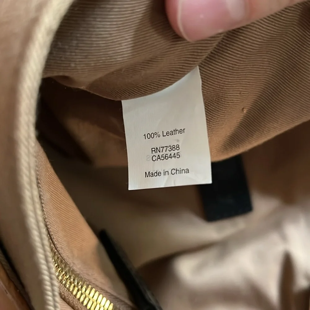 J CREW 100% Leather Shoulder Bag with Flap and Gold Chain Strap - Picture 10 of 10